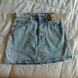 Levi's mini skirt